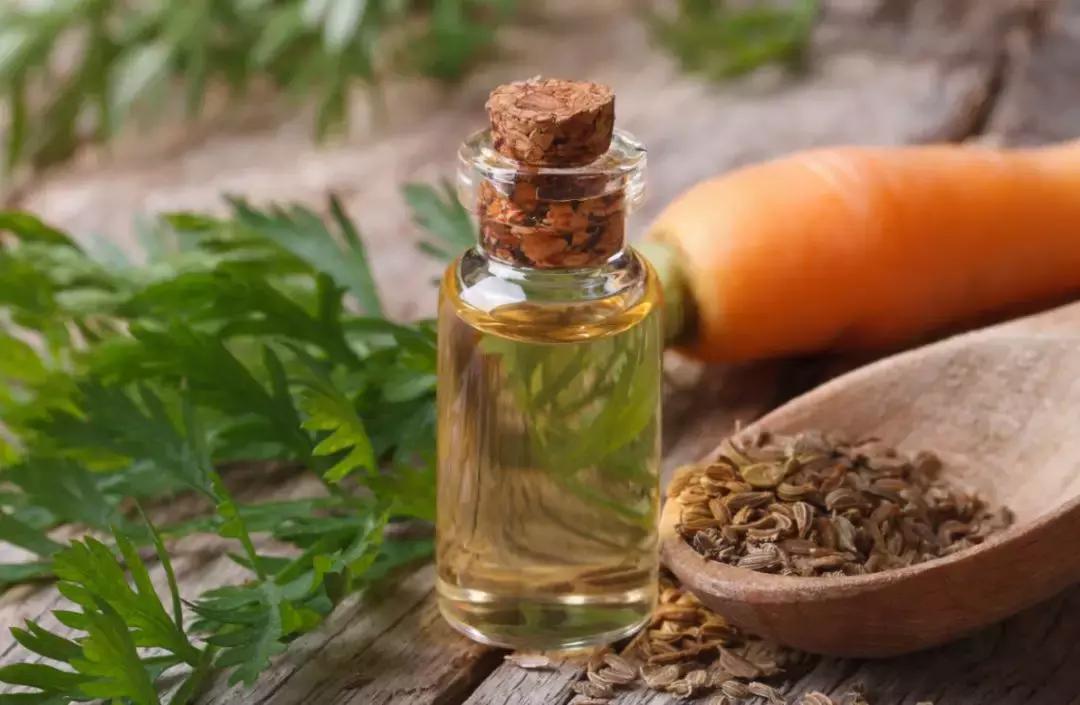 还在为色斑困扰吗,还在为祛斑而烦恼吗