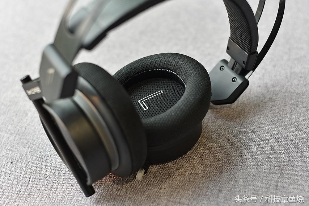 200价位游戏耳机对比,200块耳机和1000块耳机区别大吗