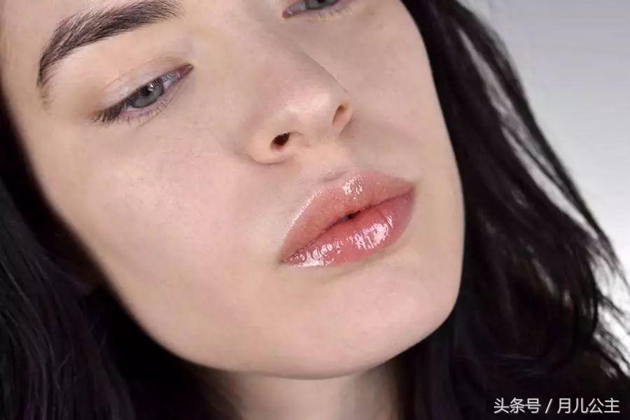 5款春夏唇釉新品盘点，日常与妖艳都在这里｜价位草单