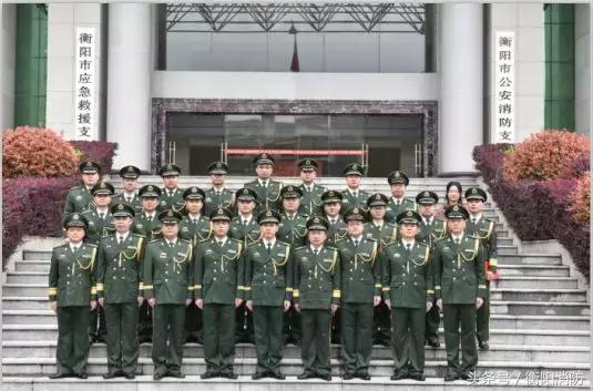 武警荆门支队晋升警衔仪式视频,武警岳阳支队举行警衔晋升仪式