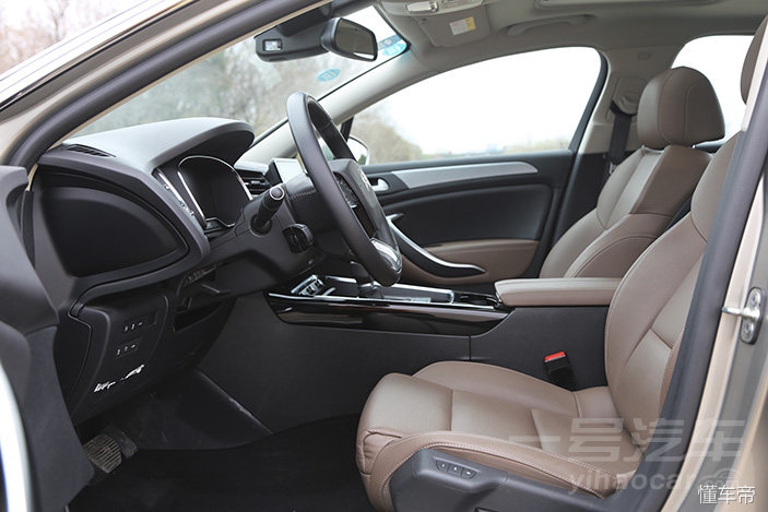 2017款雪铁龙c5自动豪华版试驾,2017雪铁龙天逸c5时尚型试驾