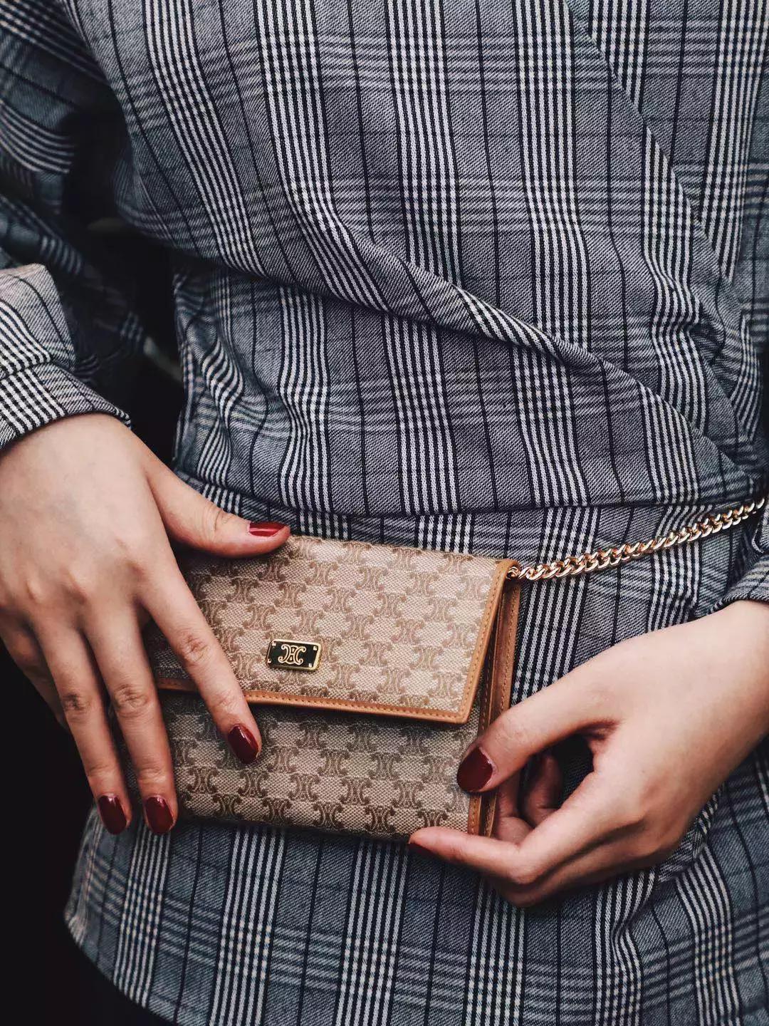 loewe包与celine包哪个更好,200元怎样能淘到好手机