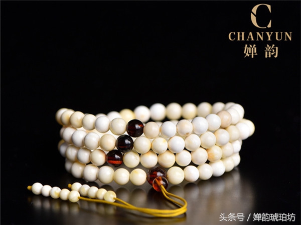 买蜜蜡最不该问的三句话,买蜜蜡需要问商家什么