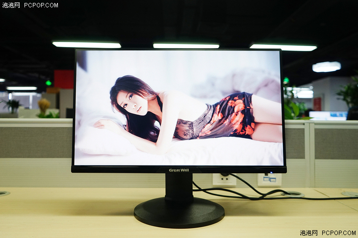 无边框显示器测评,长城32寸165赫兹2k显示器怎么样