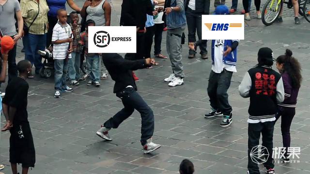 首发试穿顺丰×耐克定制快递服：能配它的只有特斯拉定制三蹦子！