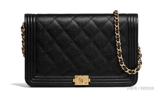ChanelClutchwithChain最新款千万要慎入呀，看了就想买！