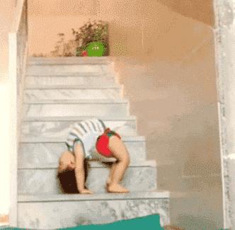 男明星邪魅一笑杨洋,男明星一字马大比拼杨洋