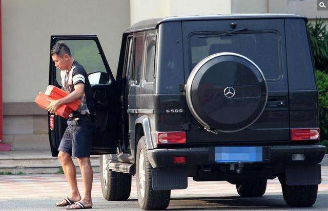 国足座驾vs明星座驾,国足球员座驾让普通人羡慕