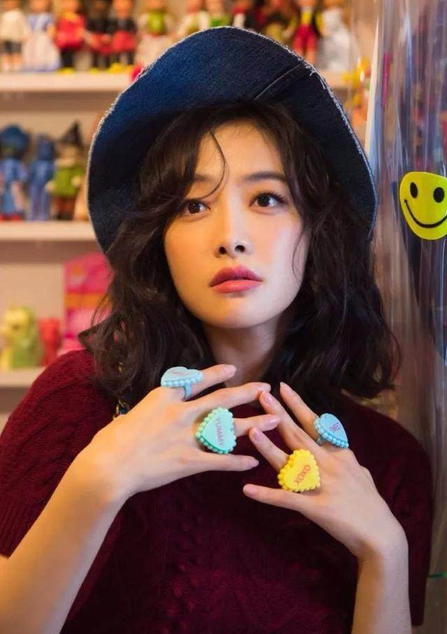 最显皮肤白的口红颜色,显白显气质这17支口红谁涂谁美