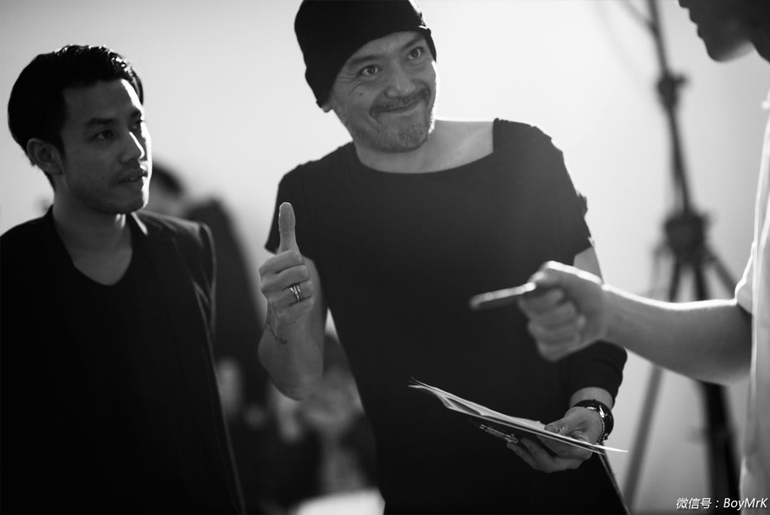 小众但又不要太小众的品牌,小众但不贵的衣服潮牌