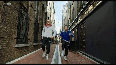 这部神剧告诉我们，中国青春片的问题真不在堕胎