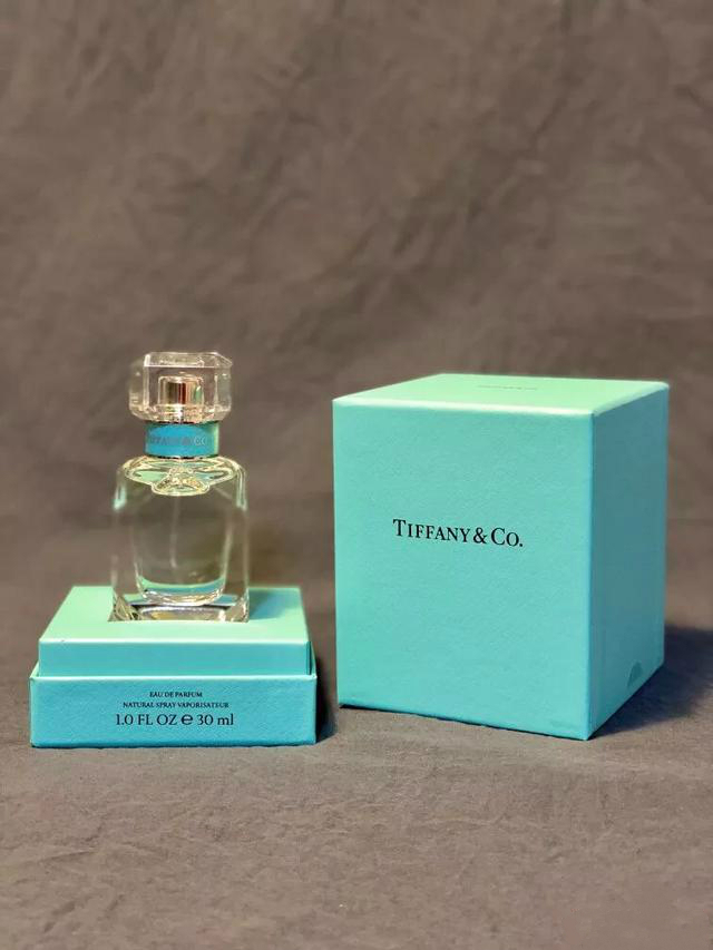 最有男人味淡香的香水推荐,闻香识女人里提到的香水