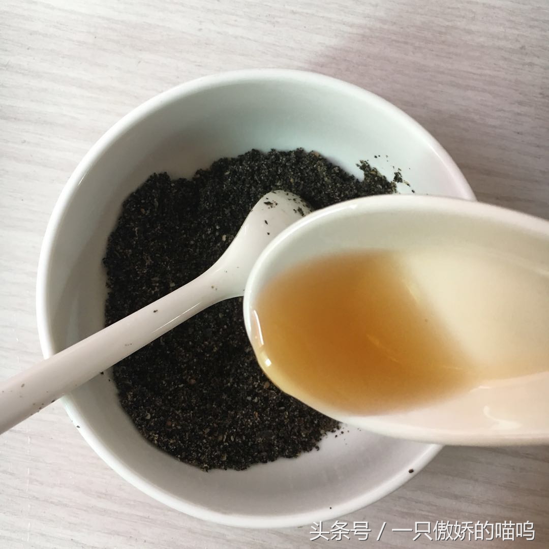 黑芝麻怎么给宝宝做辅食吃,黑芝麻怎样给宝宝做辅食用