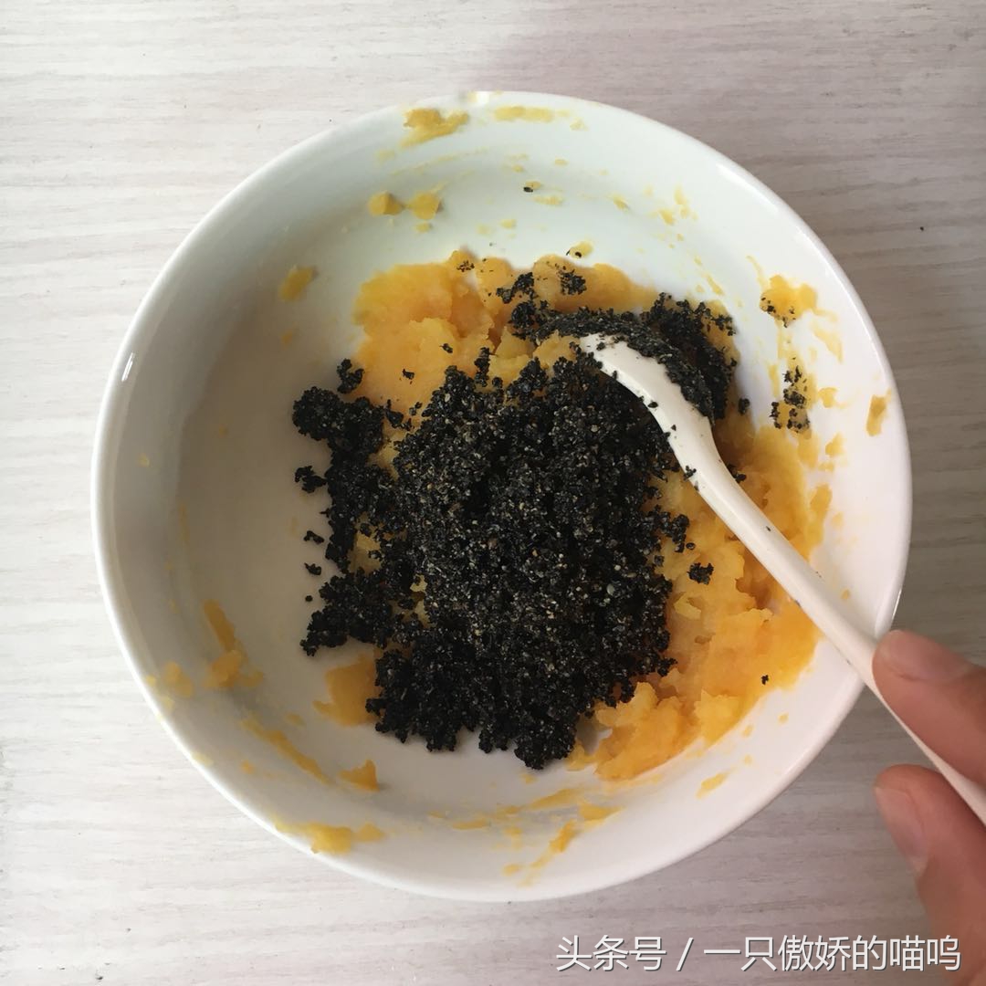 黑芝麻怎么给宝宝做辅食吃,黑芝麻怎样给宝宝做辅食用