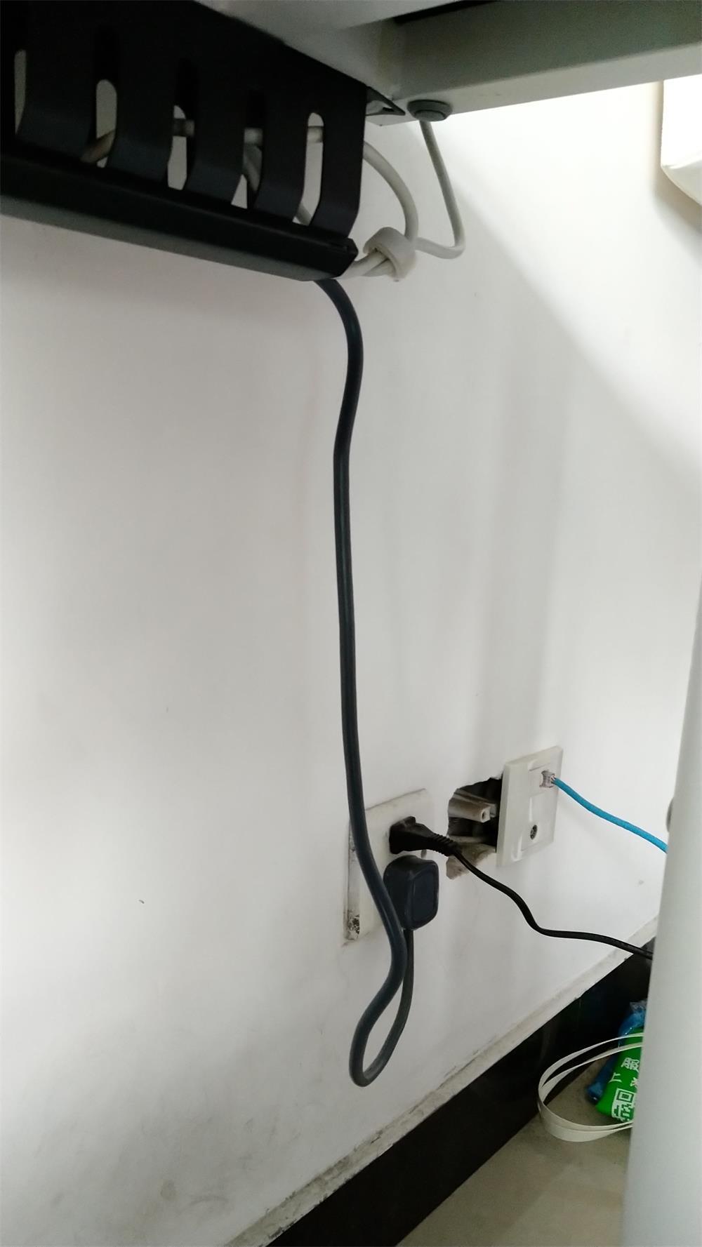 外设烧友巧用扎带完美走线桌面大升级纪实