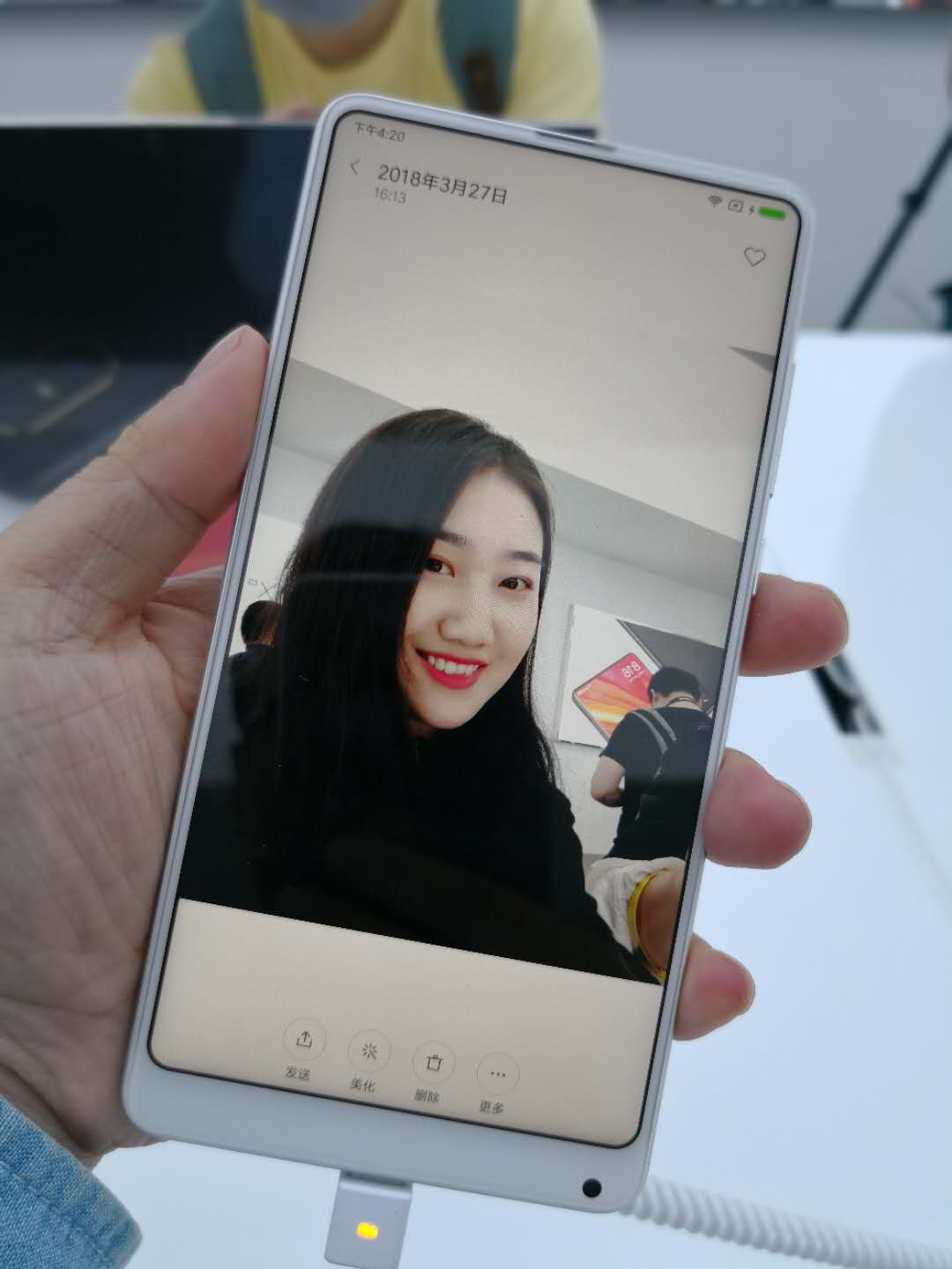 全新小米mix2s值得买嘛,19年小米mix2s是否值得购买