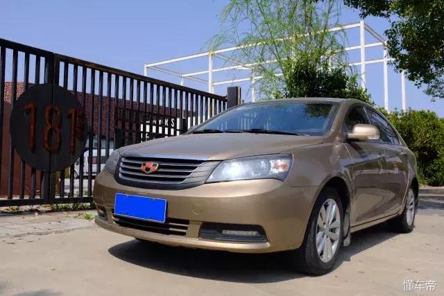 吉利帝豪ec7和715哪个好,吉利帝豪ec7油气混合版测试