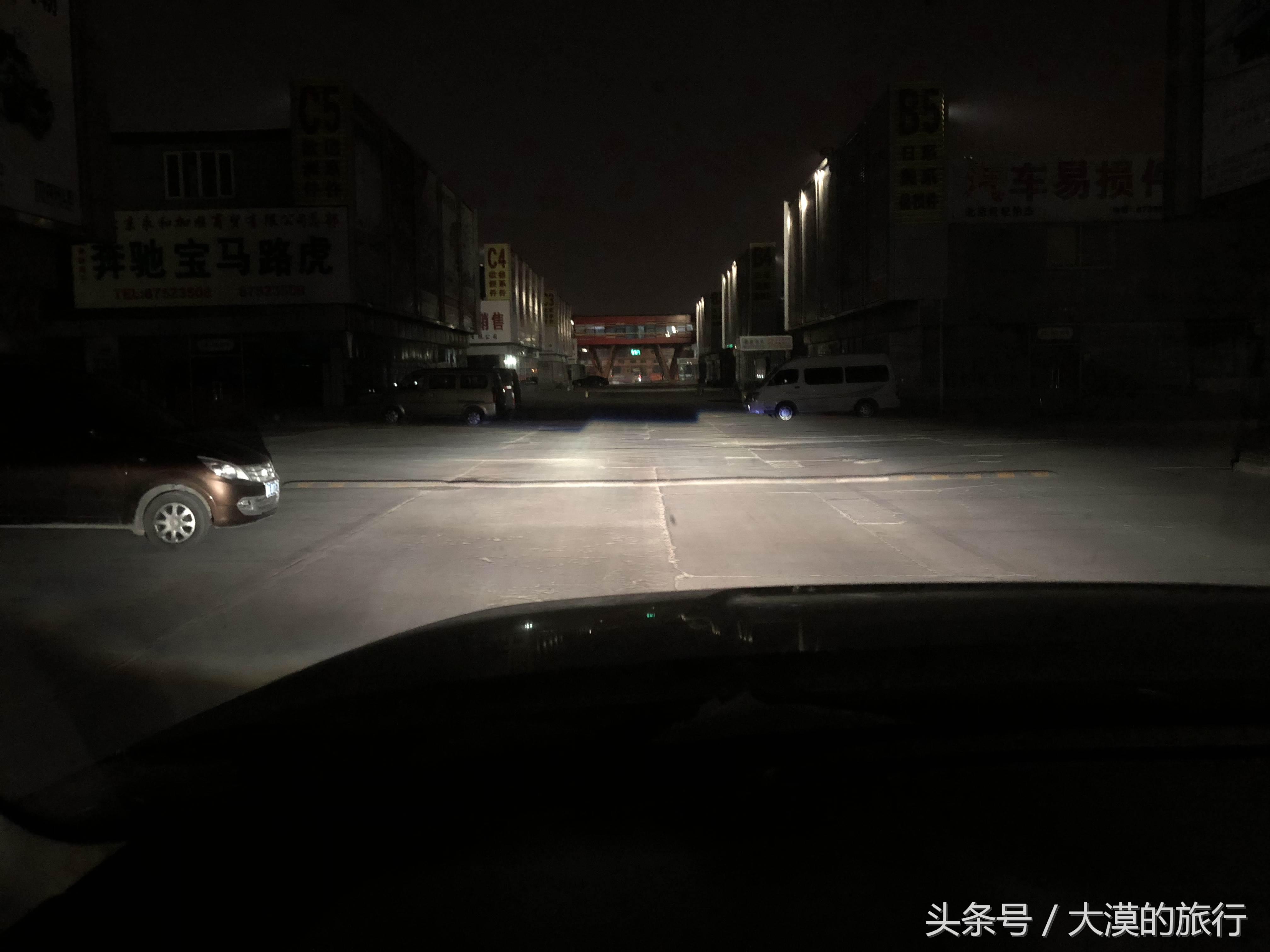 丰田坦途黄光灯,丰田坦途欧司朗激光大灯