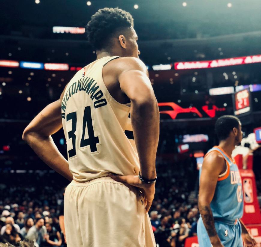 五年时间完成四级跳，踢球出身的他今却成NBA最强前锋之一