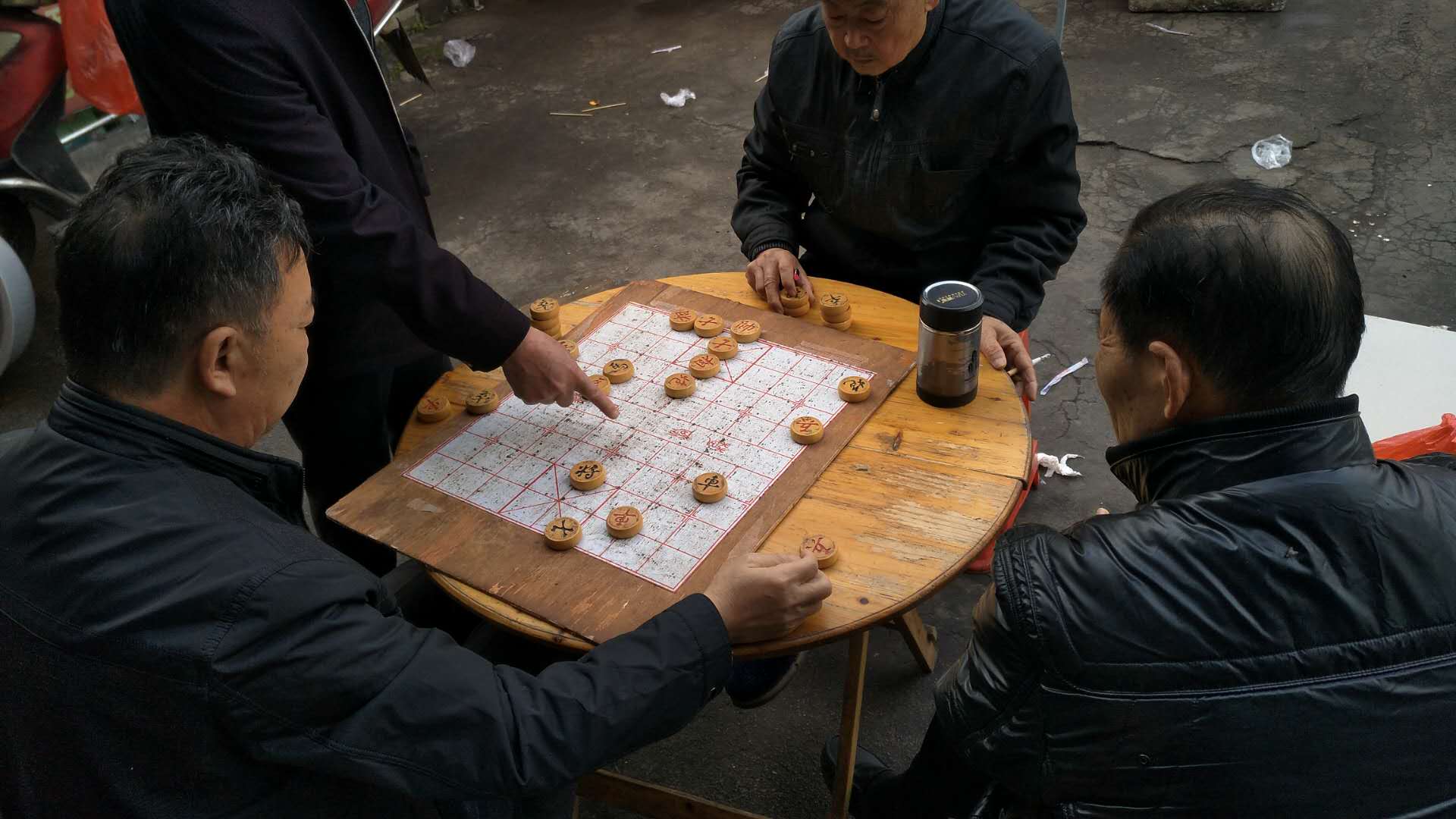 如何对付黑方的一步绝杀,黑方先走怎么才能赢