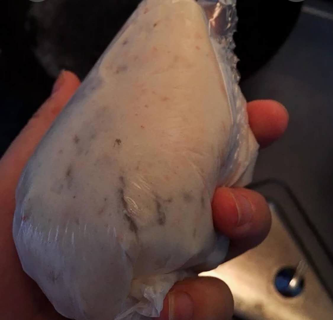 煎鸡蛋青菜大虾面条家常做法,大虾西红柿面条的家常做法