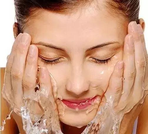 一年之计在于春春季护肤有秘诀,一年之计在于春怎么补水