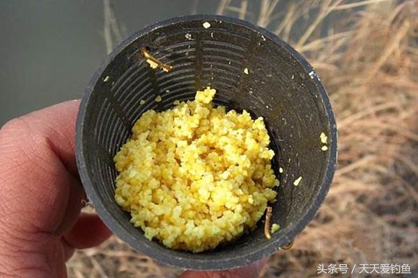 用打窝勺打窝还是用长竿打窝好,打窝是沉水打窝好还是浮水打窝好