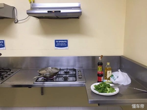 房车自驾游各国的真实生活,自驾环游世界的房车有多漂亮