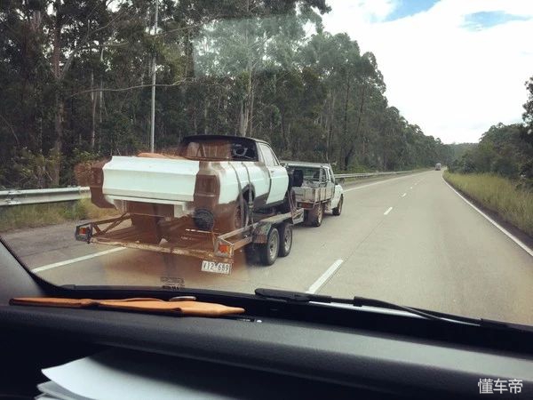 房车自驾游各国的真实生活,自驾环游世界的房车有多漂亮