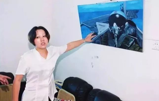 在天愿作比翼鸟，在地愿为连理枝：烈士遗孀回忆与王伟的爱情