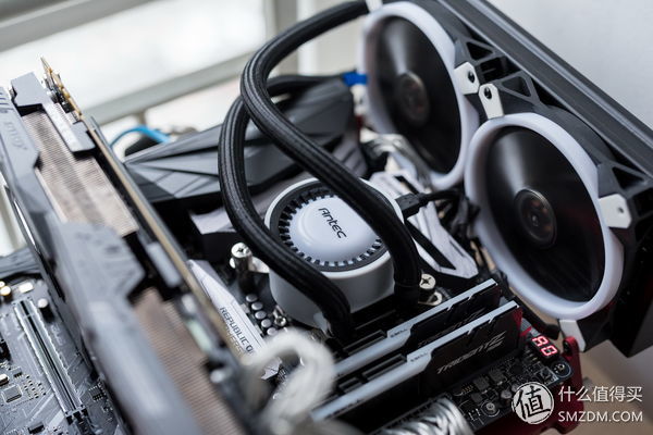 电影头号玩家里的大神都在用开放式主机，你还在用传统电脑？