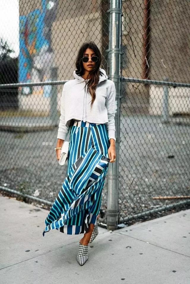 半身裙可以这样搭配你get到点了吗,半身裙的时髦穿搭示范