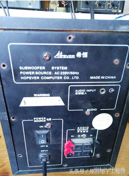 老式功放连音箱噪声很大怎么维修,功放连音箱左声道有杂音且声小