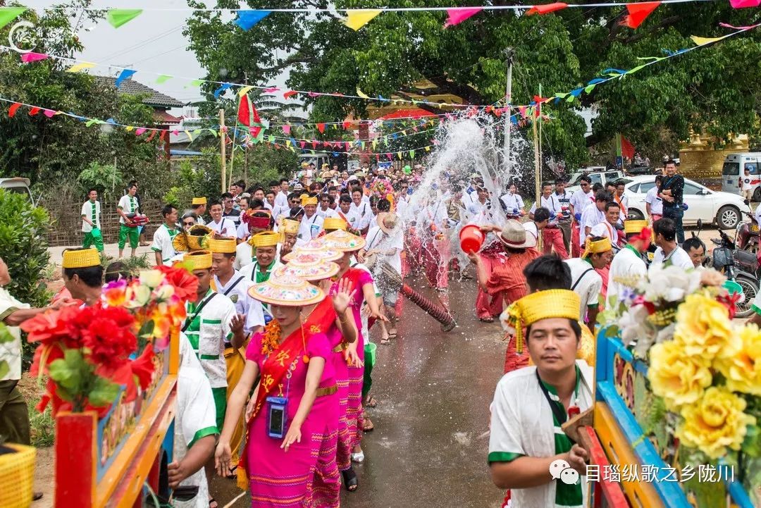 期待来云南的第一个泼水节,欢迎朋友们来云南泼水节
