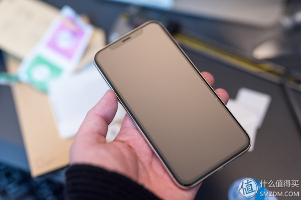 iphone手机一般推荐什么钢化膜,iphone手机原装膜好还是钢化膜好