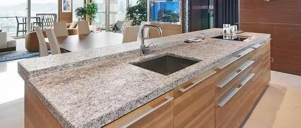 橱柜台面垫条用哪种材质的好,全友橱柜台面是什么材质的