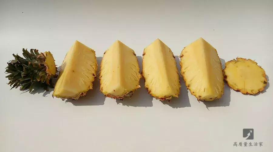 菠萝怎么切能掰出小块的,菠萝只用刀怎么削