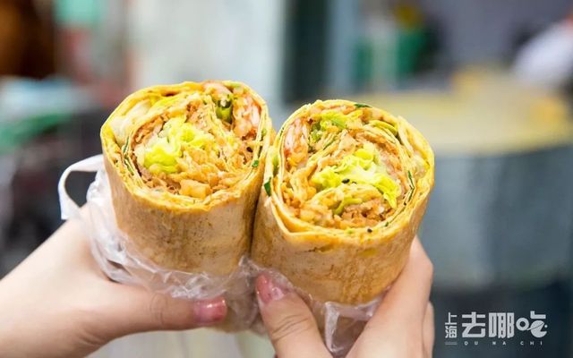 称霸徐汇5年的神级煎饼摊，学生*党**可以免排队！