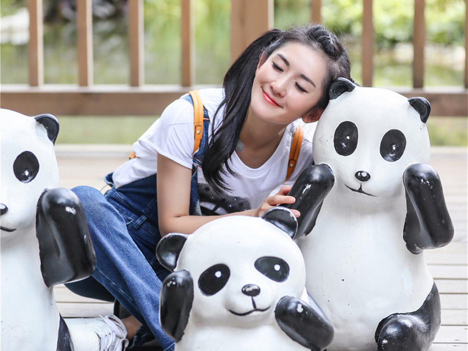 谢娜微博粉丝量破亿,谢娜微博粉丝破亿第一人