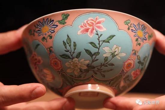 在香港拍卖古董缴税吗,在香港拍卖物品要注意什么