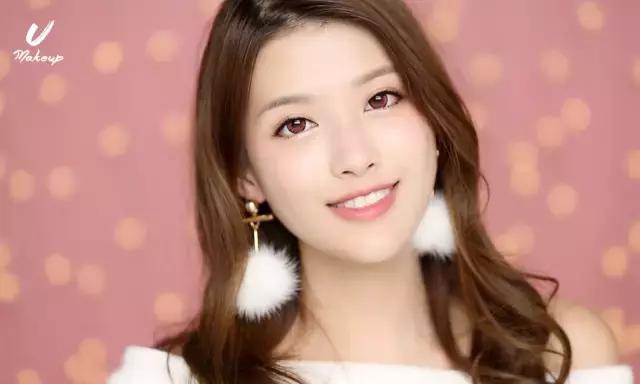 美瞳掉色?含水量是什么?怎么戴才正确,这一篇全搞定!