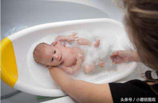 「新手妈妈必备」宝宝洗澡注意事项