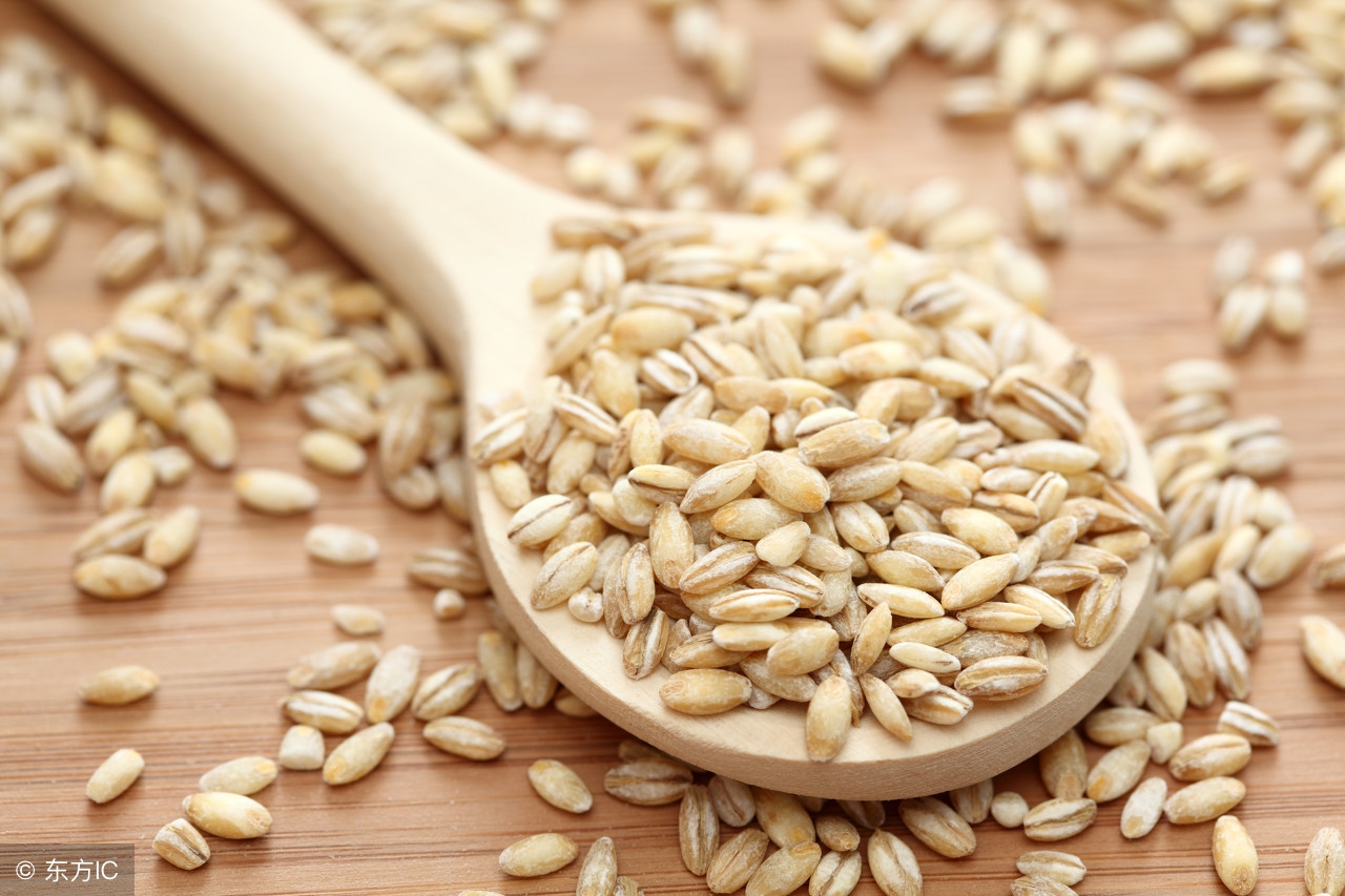 孕妇不宜吃的六种食物赶紧收藏,怀孕后这四种蔬菜要少吃