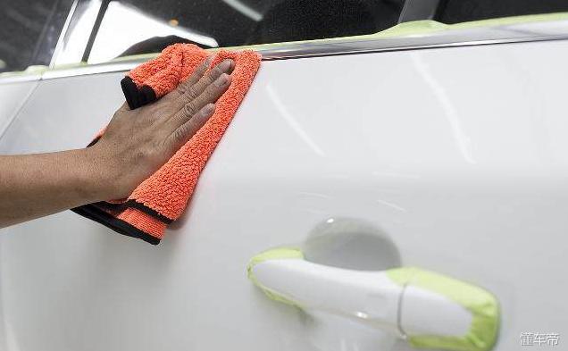 4s店用什么给车子镀膜镀晶的,新车保养有必要去4s店镀晶吗