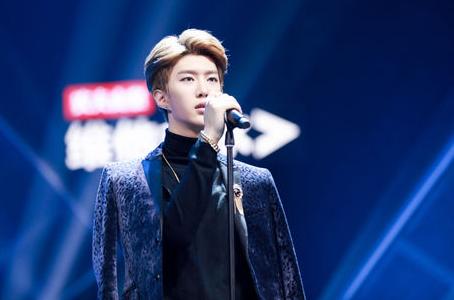 蔡徐坤和范丞丞跑男见面发红包,蔡徐坤范丞丞哪一期跑男