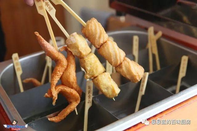 这家店用六星级面粉做凉皮配东北鸡架爆好吃,一般人还不让加盟…