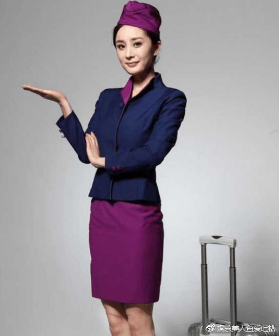 杨幂街拍打扮视频,杨幂制服穿搭图片