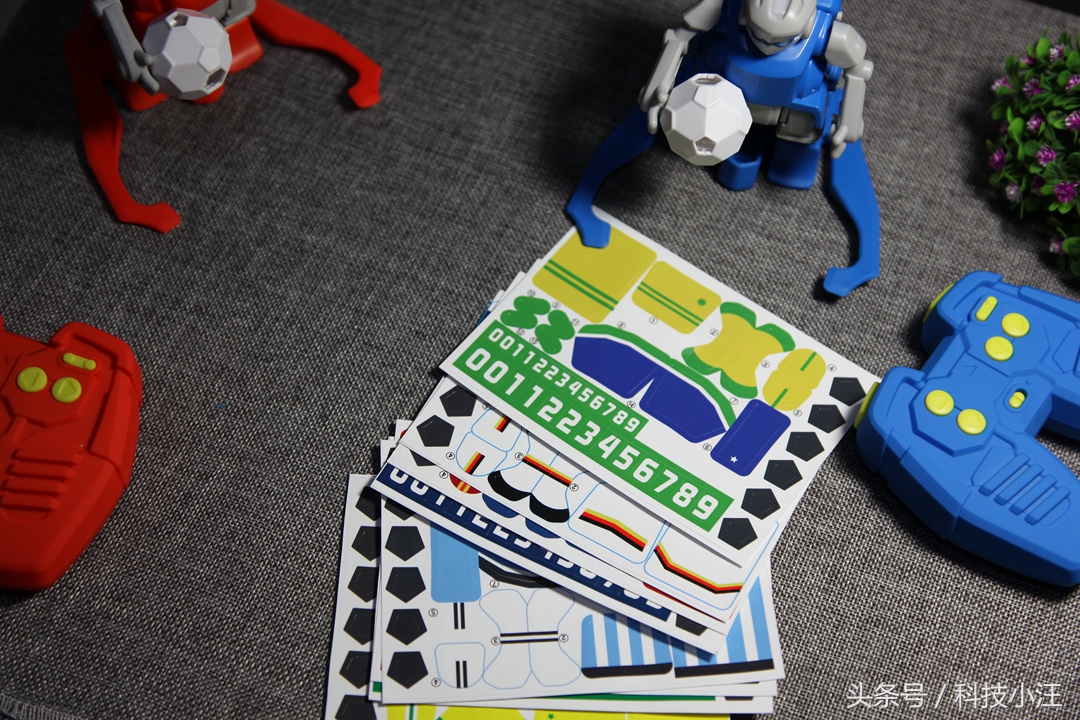 圆个自己的足球梦，米家有品众筹的SIMI足球机器人开箱体验