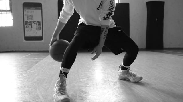 詹姆斯lebron15代,詹姆斯lbj15