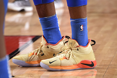 nba赛场球鞋特写,安踏kt8纪念科比